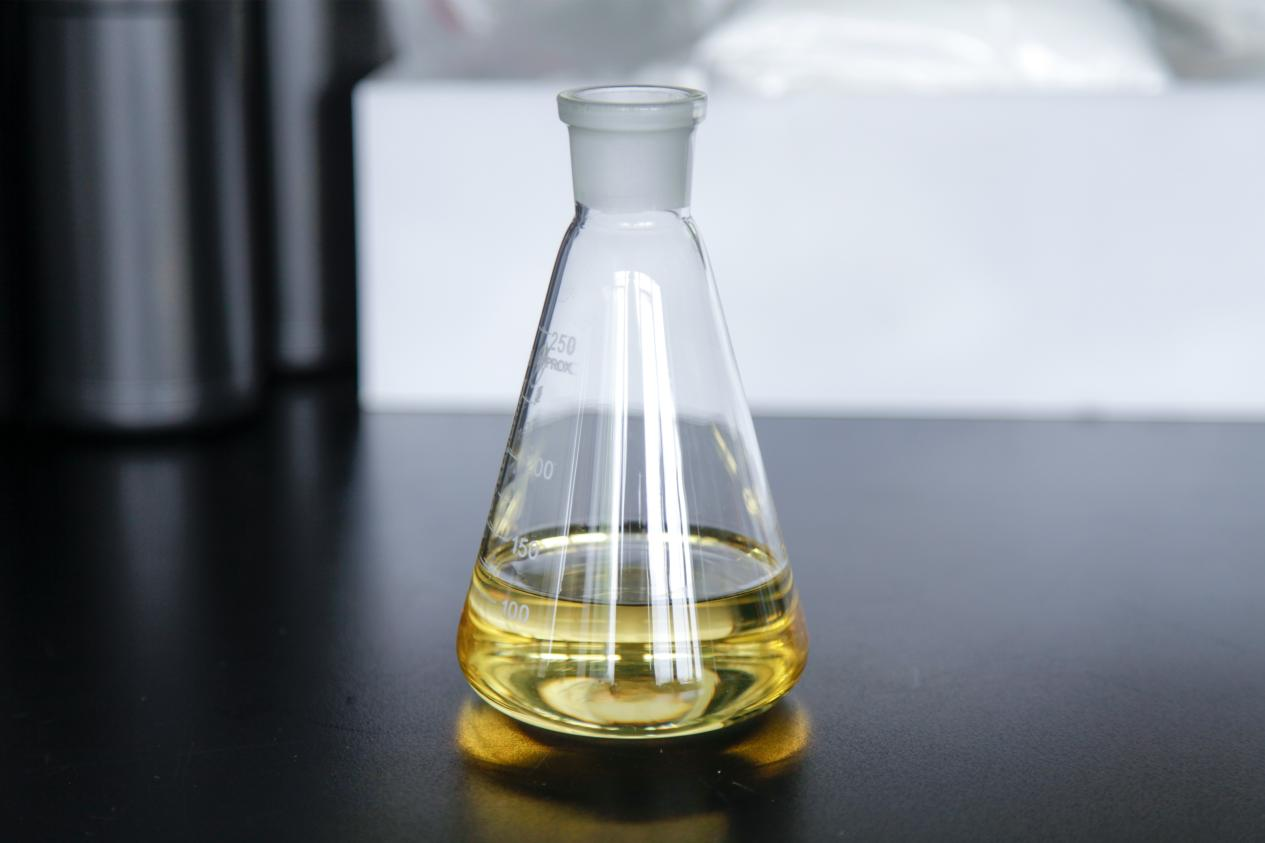 蓖麻油酸锌照片